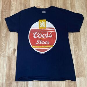 Coors Banquet Beer Graphic Tee Navy Blue Vintage Style T-Shirt Size Medium